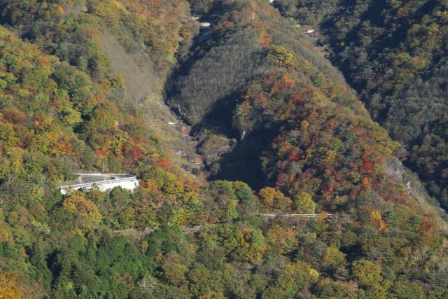 東武鉄道日光線運転再開・日光紅葉状況